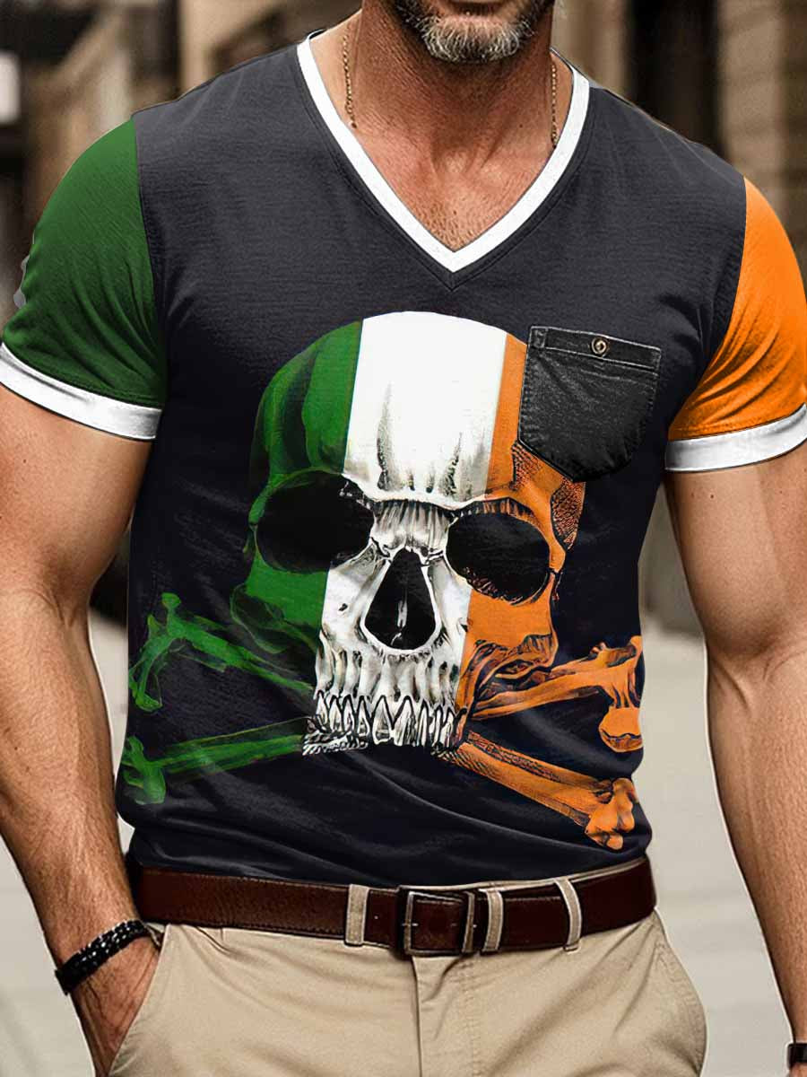 Camiseta de manga corta con cuello en V y estampado de cráneo de Irlanda para hombre