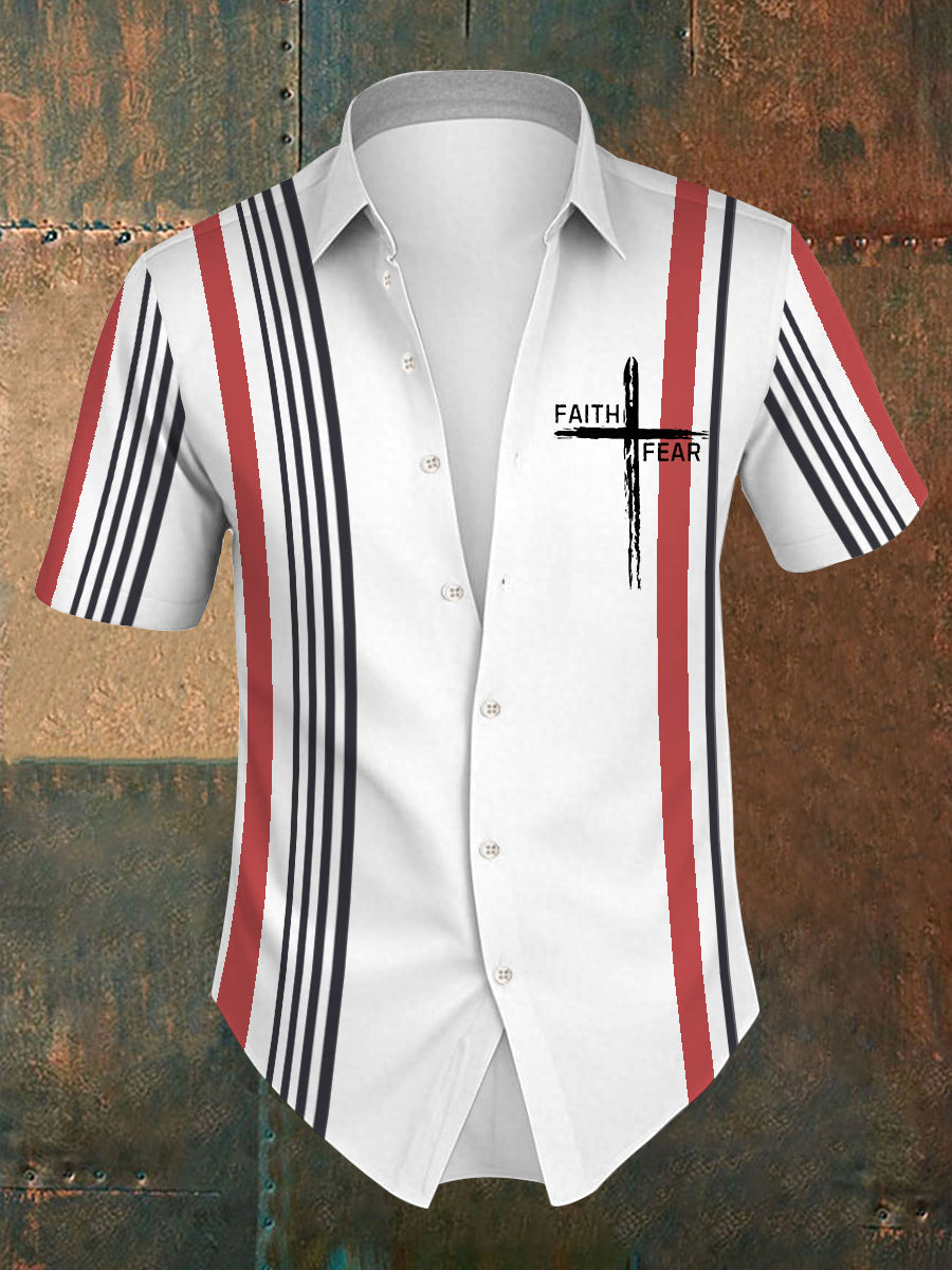 La fe sobre el miedo de los hombres raya la impresión Camisa