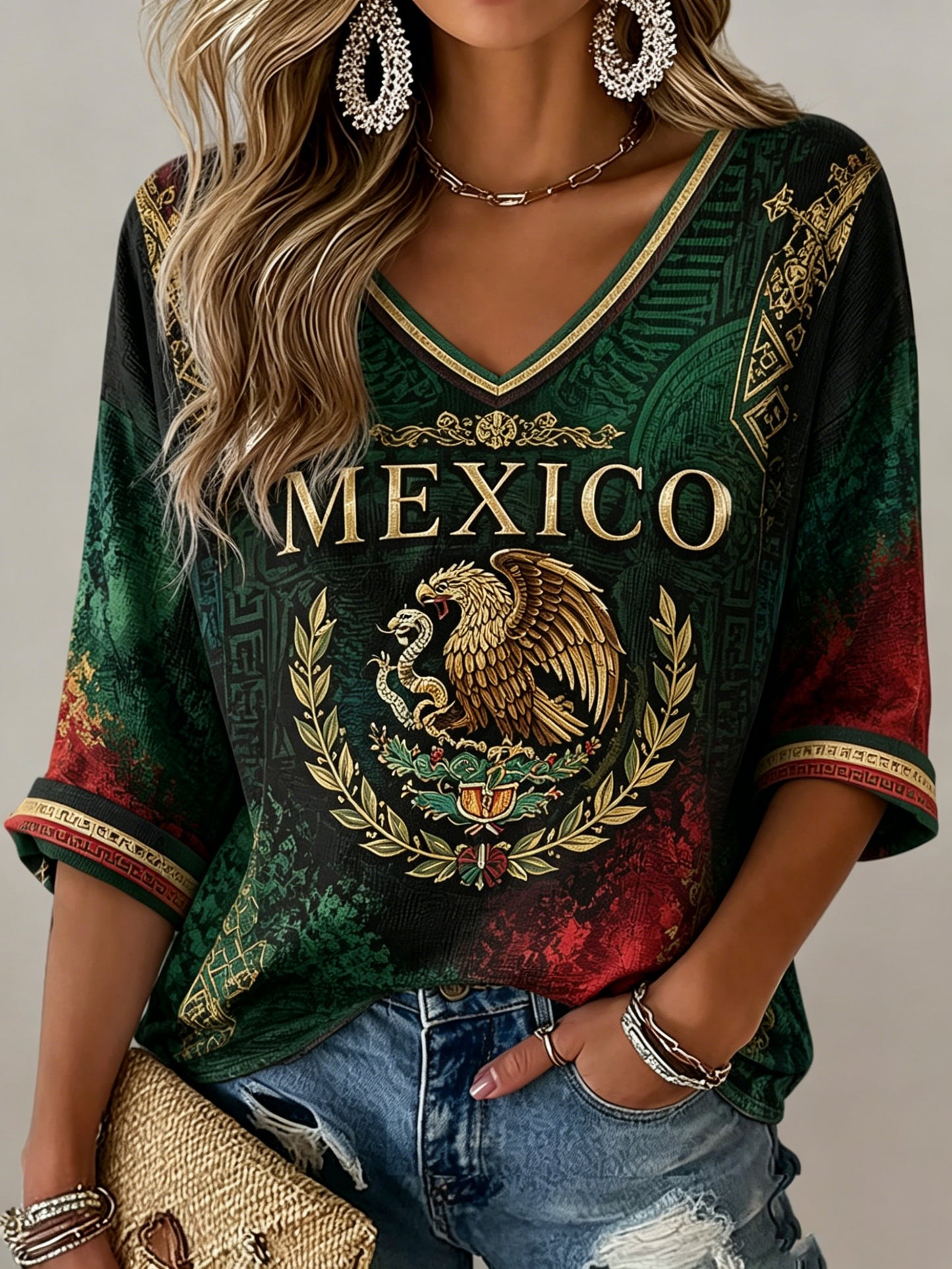 Top con cuello en V de las mujeres con estampado artístico Cheering de fútbol mexicano
