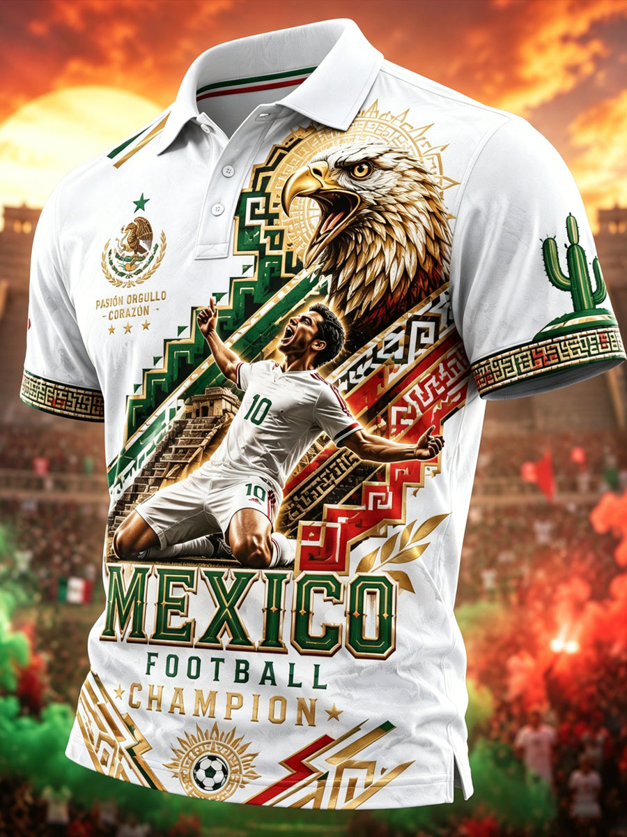 Camiseta polo con estampado artístico de elementos de animación en un partido de fútbol mexicano para hombre
