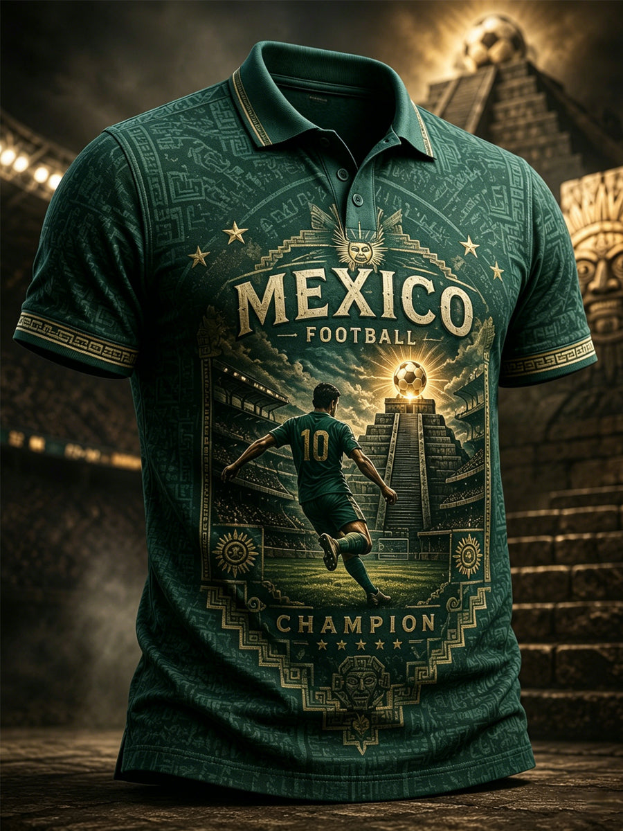 Camiseta polo con estampado artístico de elementos de animación en un partido de fútbol mexicano para hombre