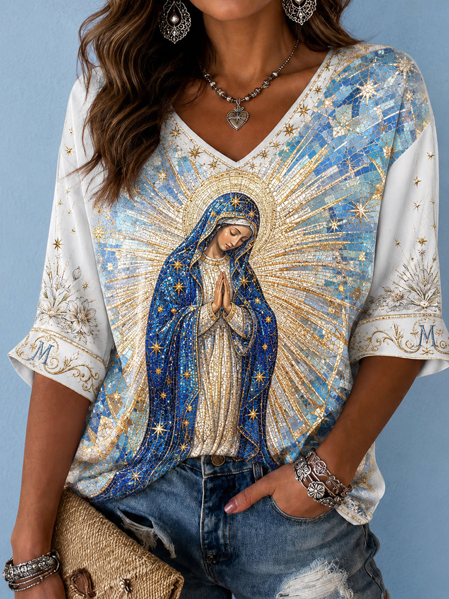 Camiseta estampada con arte religioso de la Asunción de María para mujer