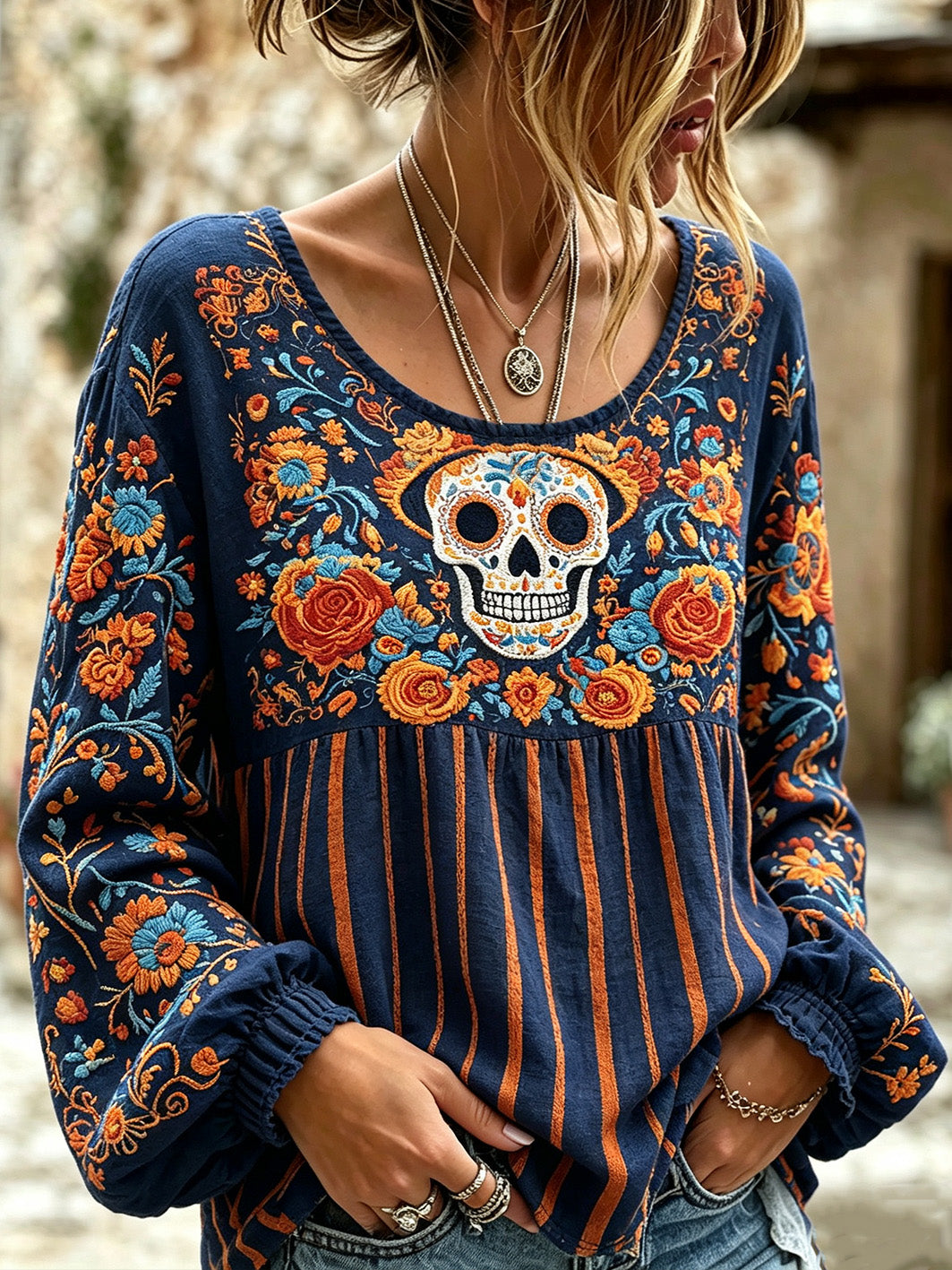 Camisa de algodón-lino estampada con motivos florales y elementos del Día de Muertos para mujer