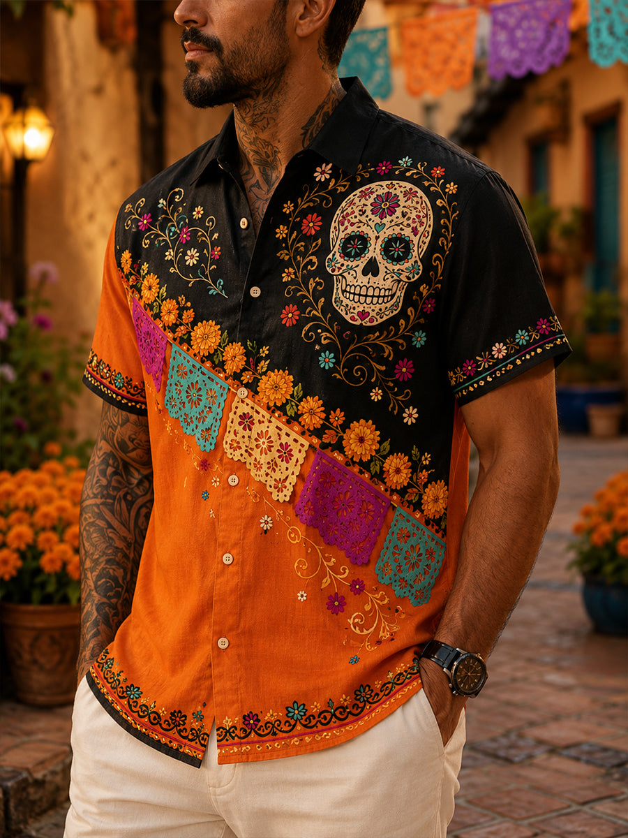 Camiseta de manga corta con estampado artístico de elementos culturales mexicanos del Día de los Muertos para hombre