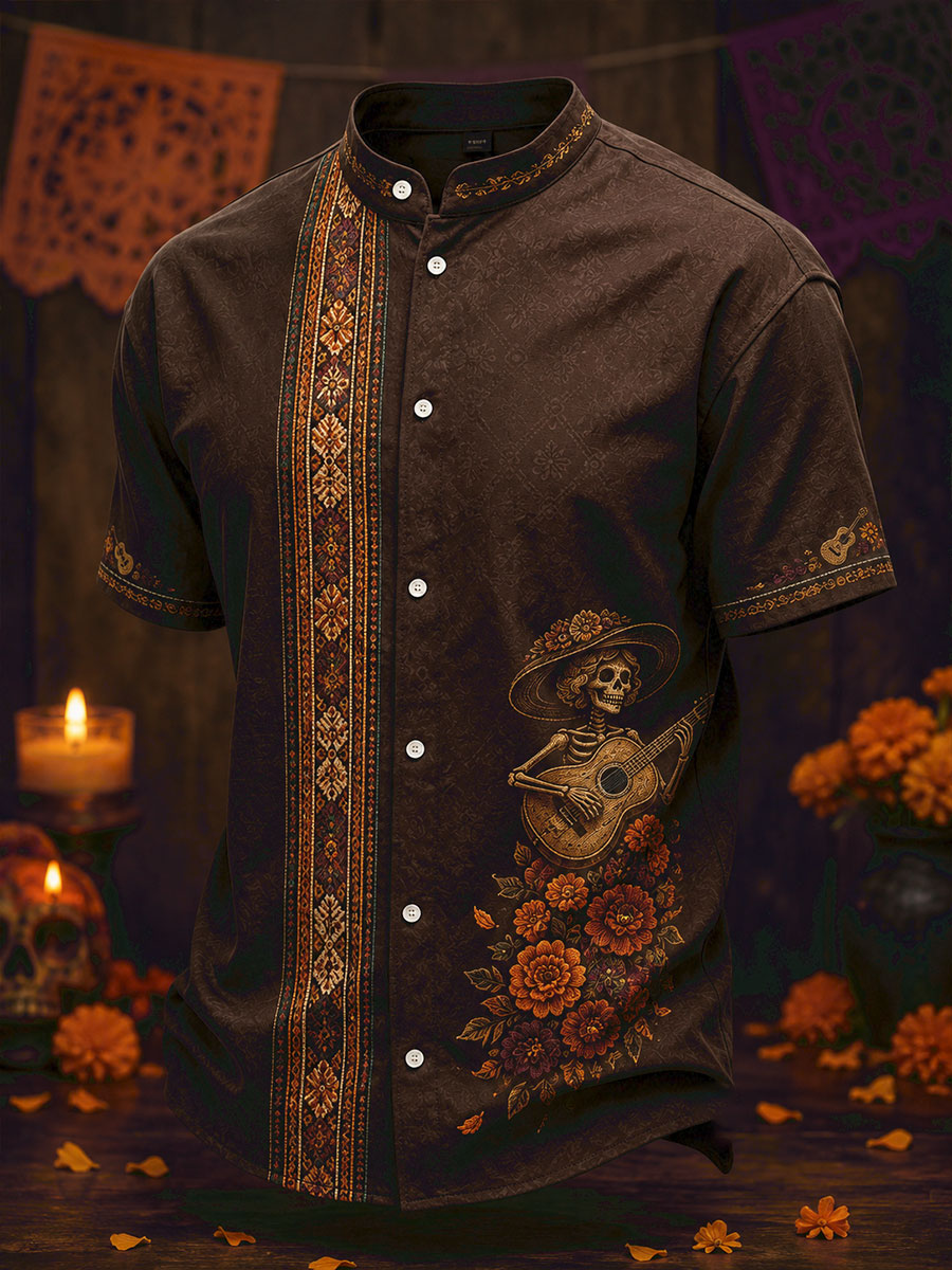 Camisa estampada con diseño floral del Día de los Muertos mexicano para hombre