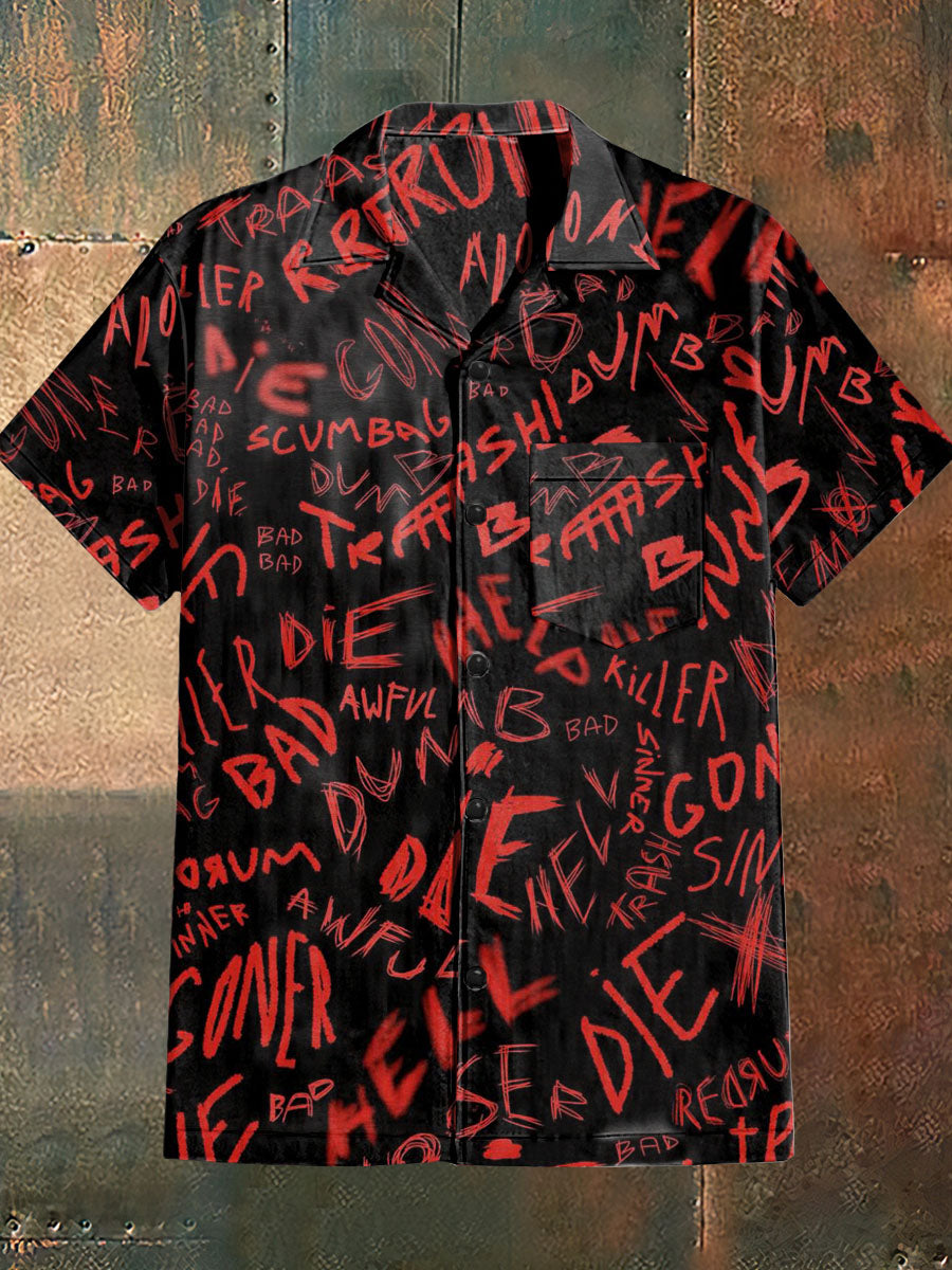Camisa de cuello cubano con estampado de texto de sangre para hombre con mangas cortas