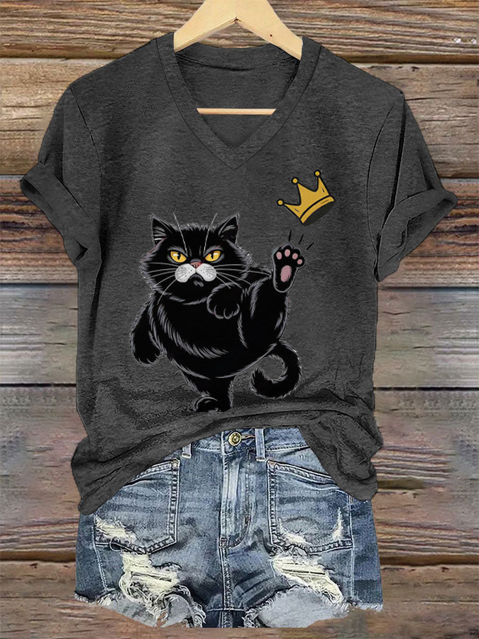 NOPE No Kings In America Black Cat Camiseta estampada con cuello en V para mujer