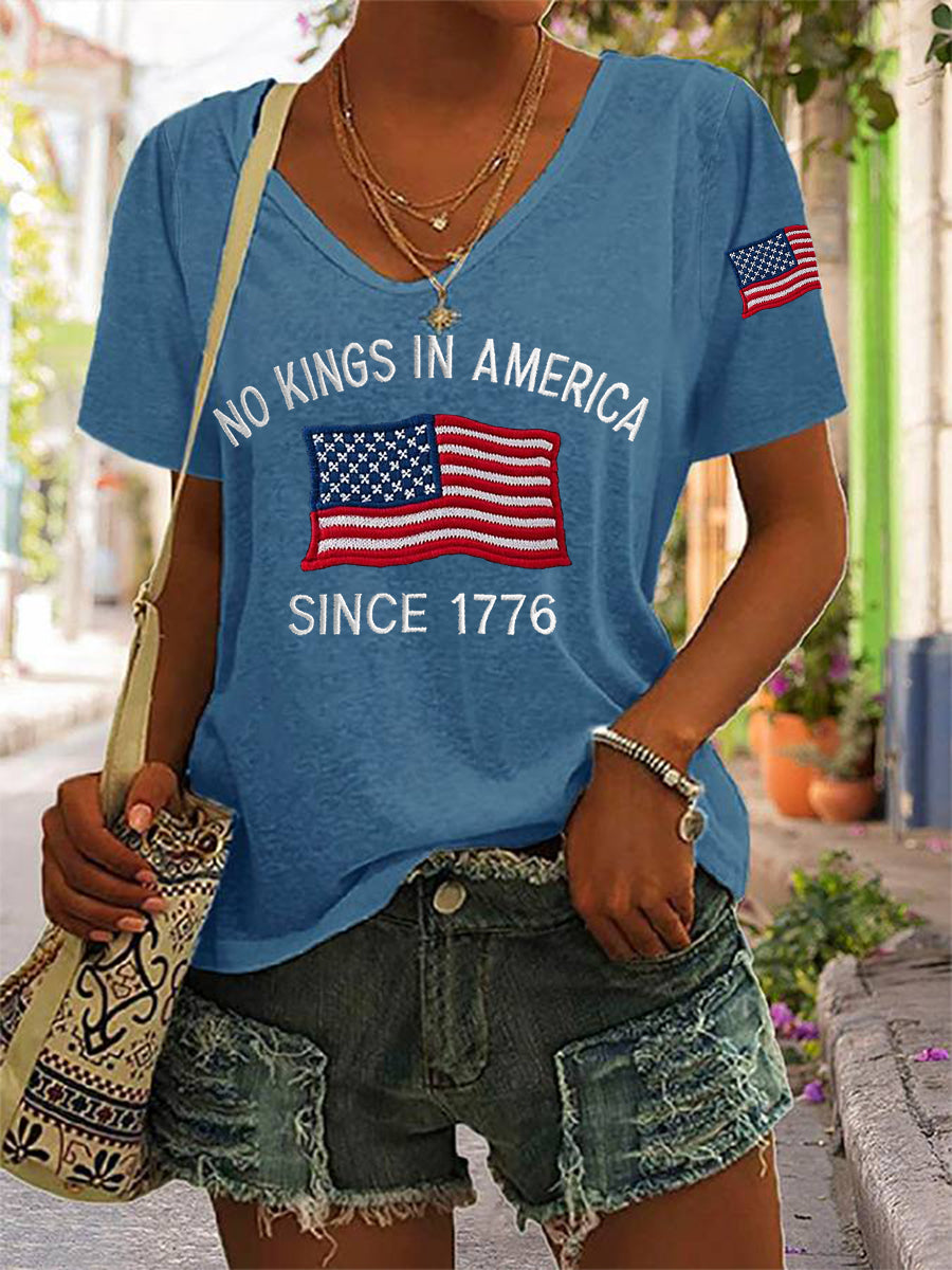 Camiseta con cuello en V para mujer No Kings In America Since 1776