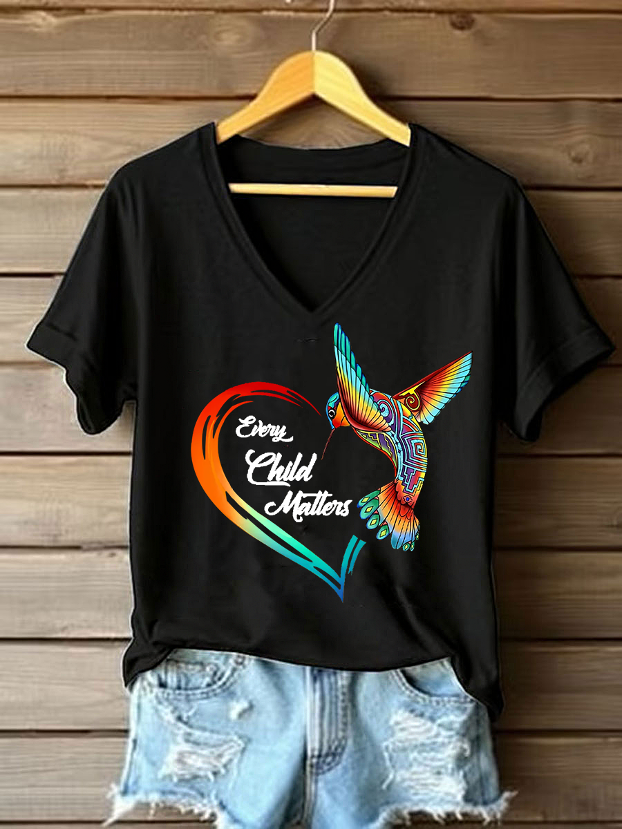 Camiseta casual impresa de Every Child Matters para mujer