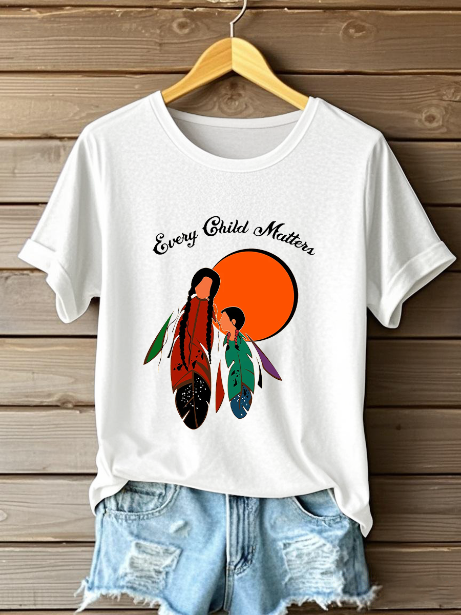 Camiseta casual impresa de Every Child Matters para mujer