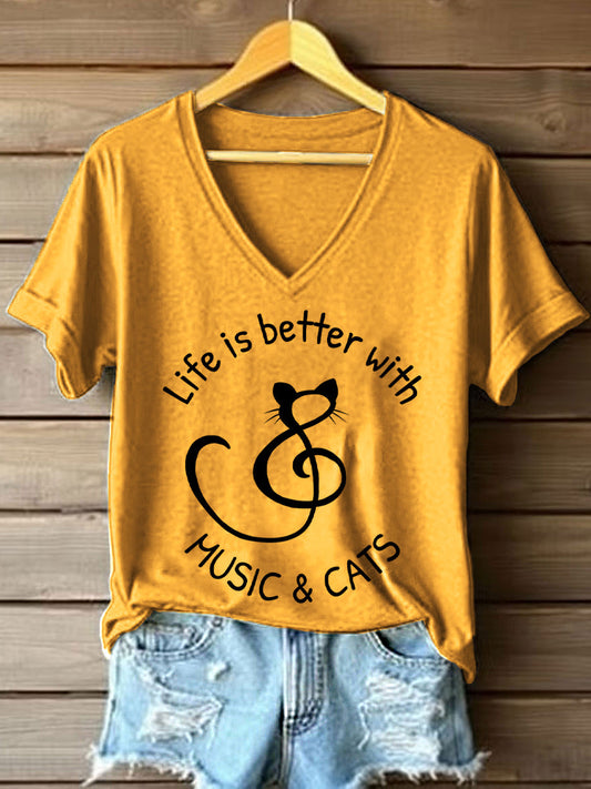 La vida de las mujeres es mejor con la música y los gatos imprimen la camiseta del cuello en V