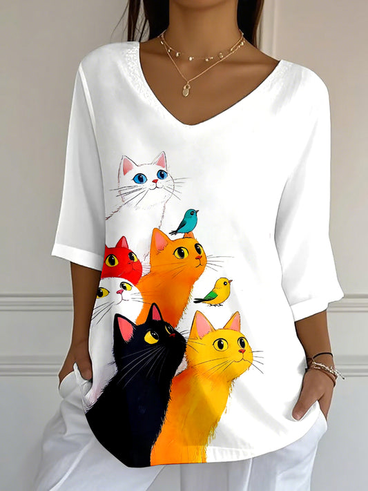 Camiseta con cuello en V Cat Art Print para mujer