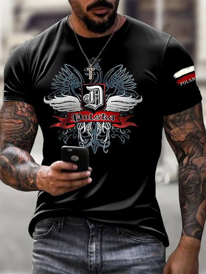 La bandera polaca del águila de los hombres imprime la camiseta ocasional