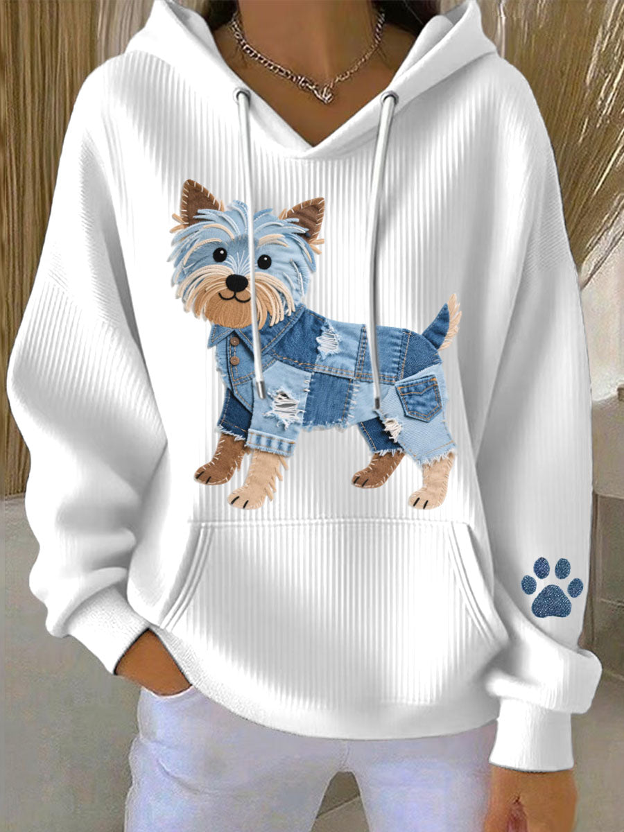Mujer encantador Yorkshire Terrier perro Denim Patchwork patrón sudadera con capucha