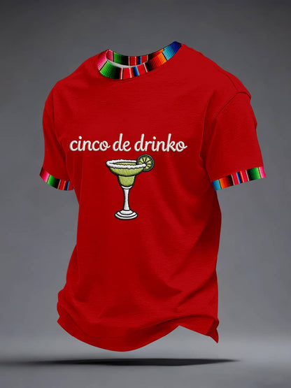 Camiseta con patrón bordado de Cinco de Drinko para hombre