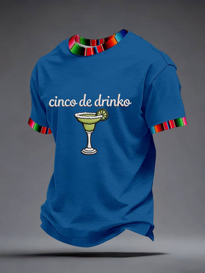 Camiseta con patrón bordado de Cinco de Drinko para hombre