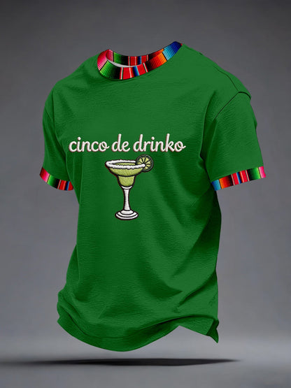 Camiseta con patrón bordado de Cinco de Drinko para hombre