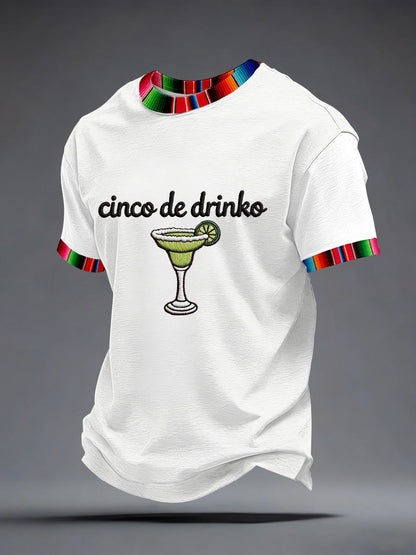 Camiseta con patrón bordado de Cinco de Drinko para hombre