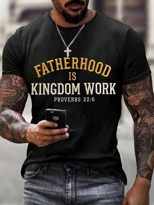La paternidad de los hombres es la camiseta de la impresión del trabajo del reino