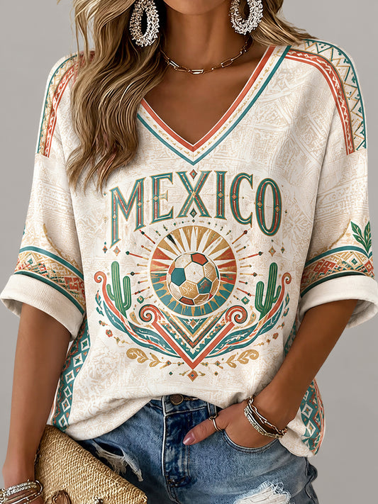 Camiseta de cuello en V para mujeres, aficionadas al fútbol mexicano, con estampado artístico de tótem azteca
