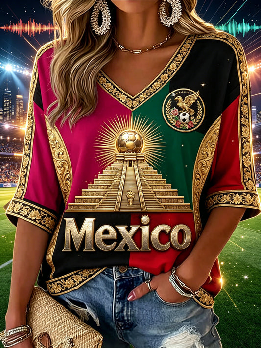 Top con cuello en V para mujer de fútbol mexicano Cheering Fan Element Art Print