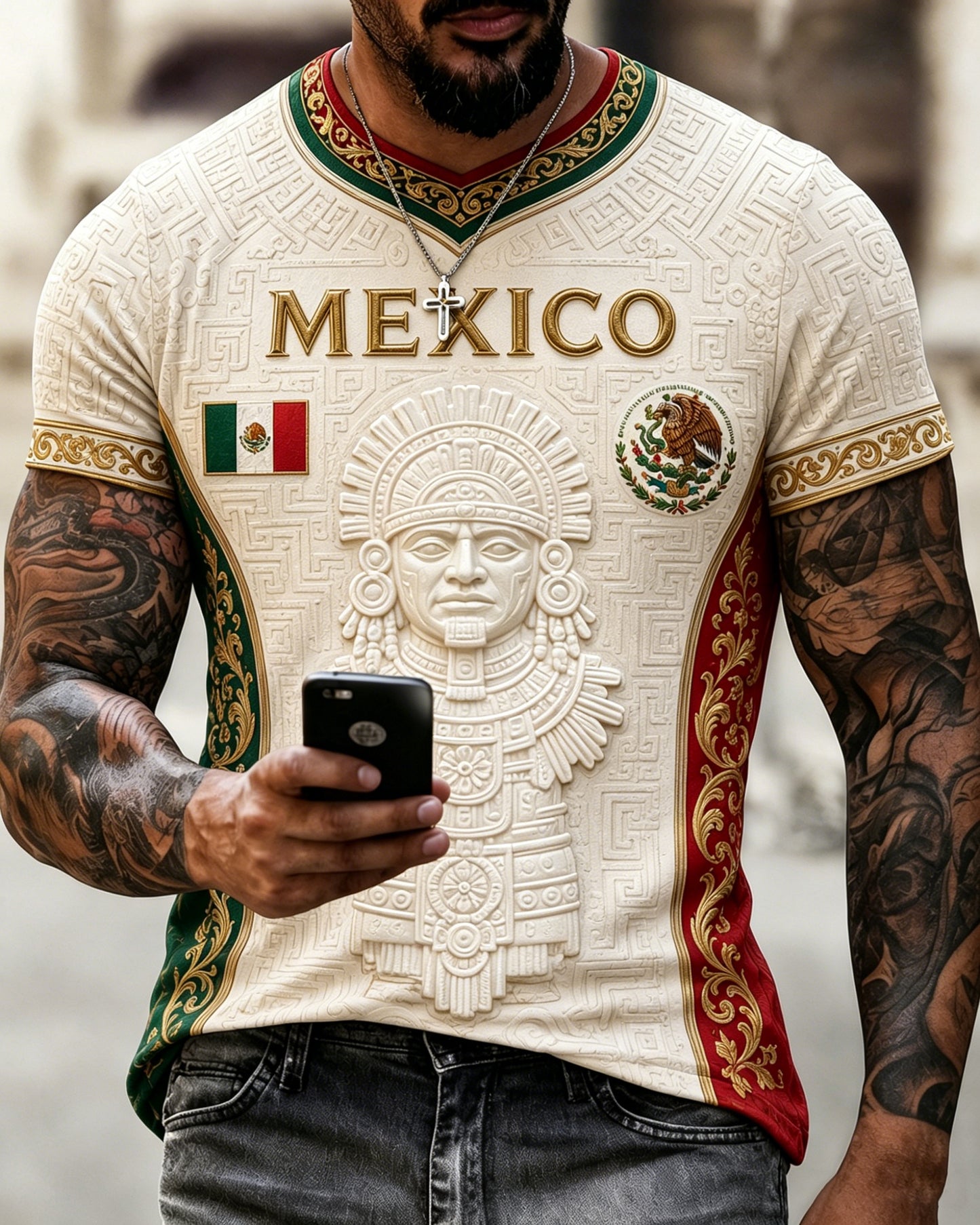 Soporte de fútbol mexicano de los hombres en relieve tradicional Totem Art Print T-Shirt