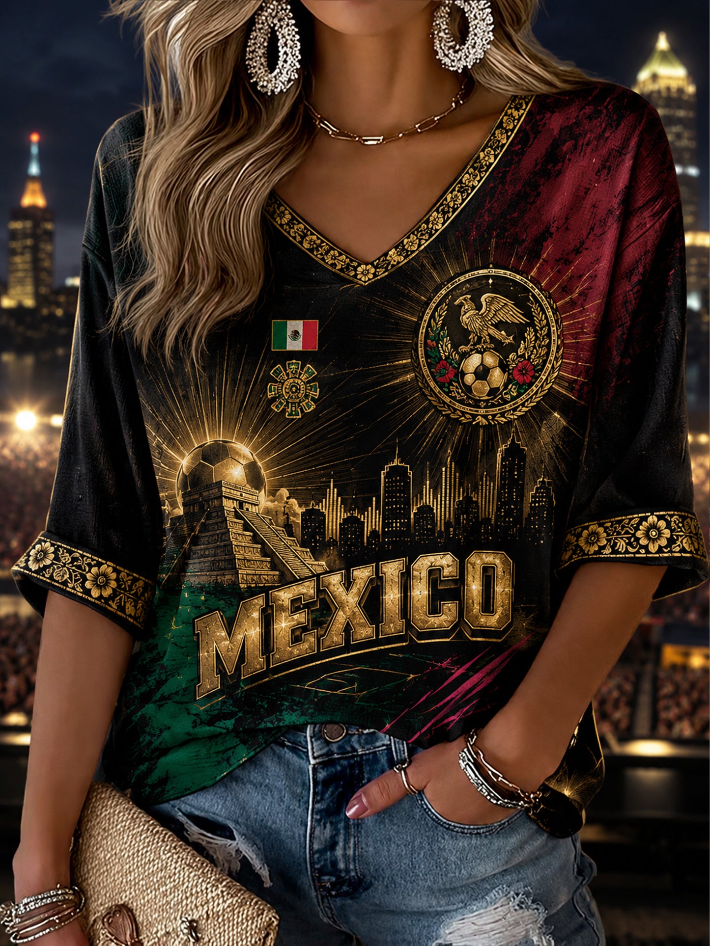 Camiseta de cuello en V con estampado en relieve de arte tradicional totem de México para animar al fútbol femenino