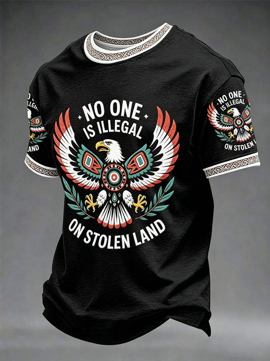 «Nadie es ilegal en tierras robadas» — Camiseta informal unisex por el Día Internacional de los Pueblos Indígenas