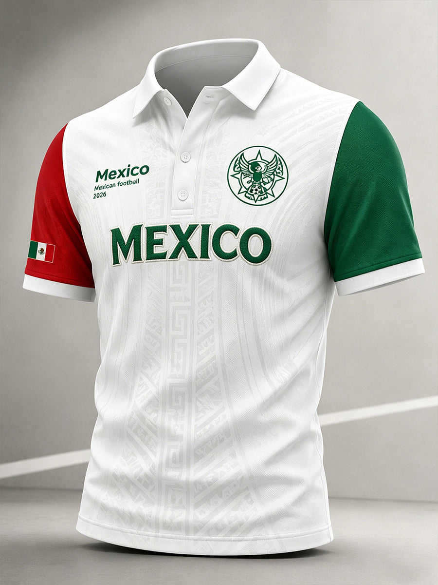 Camiseta polo con estampado artístico de elementos de animación en un partido de fútbol mexicano para hombre