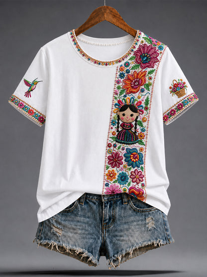 Camiseta estampada con arte de la muñeca Lele mexicana Guelaguetza para mujer