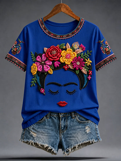 Camiseta estampada con arte de la muñeca Lele mexicana Guelaguetza para mujer