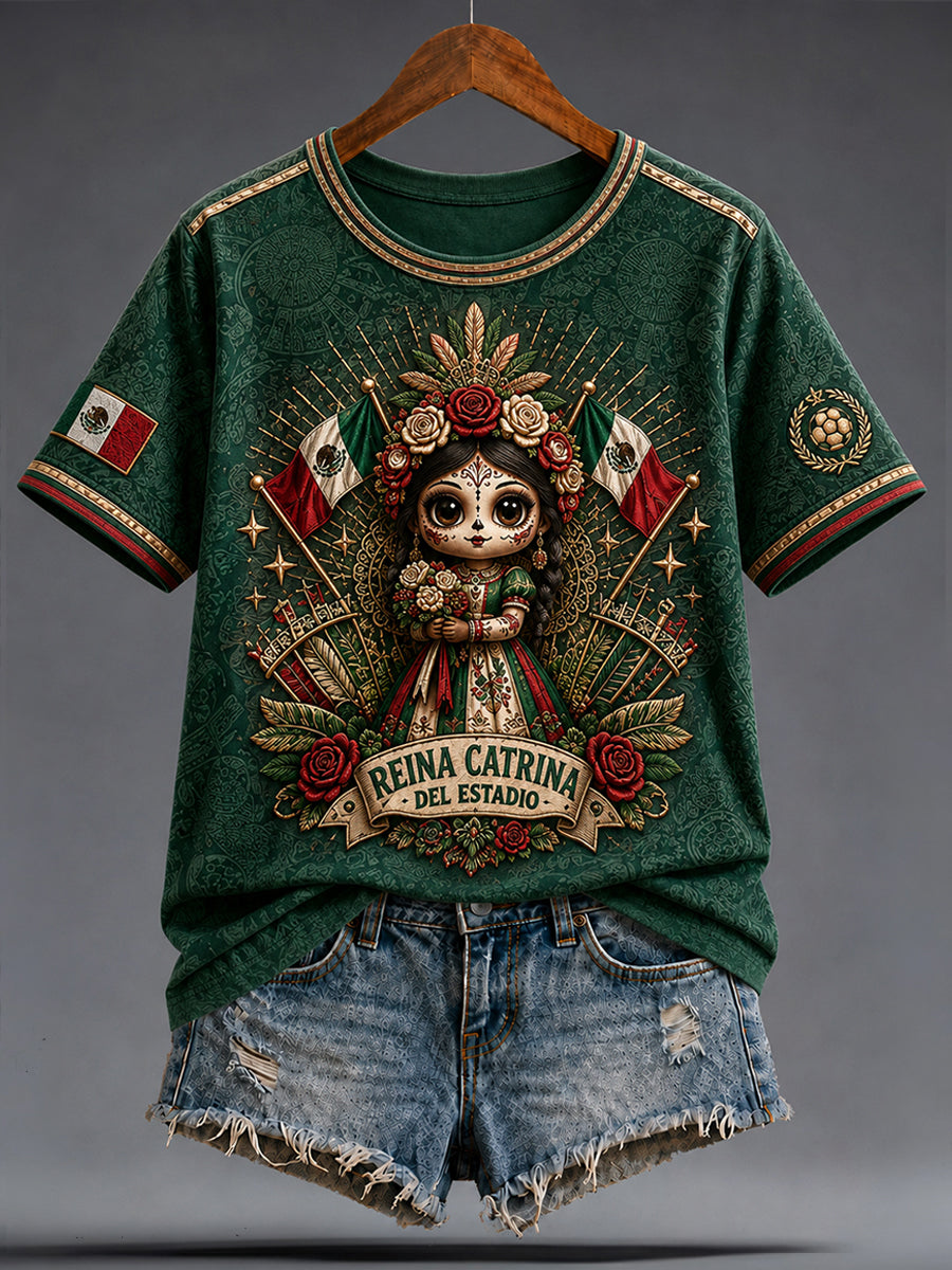 Camiseta estampada con arte de La Catrina Lele, amante del fútbol mexicano para mujer