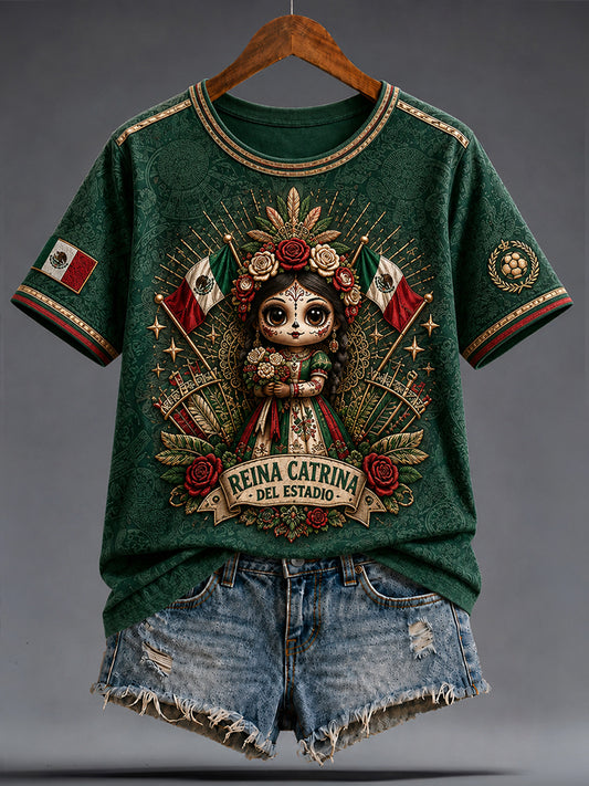 Camiseta estampada con arte de La Catrina Lele, amante del fútbol mexicano para mujer