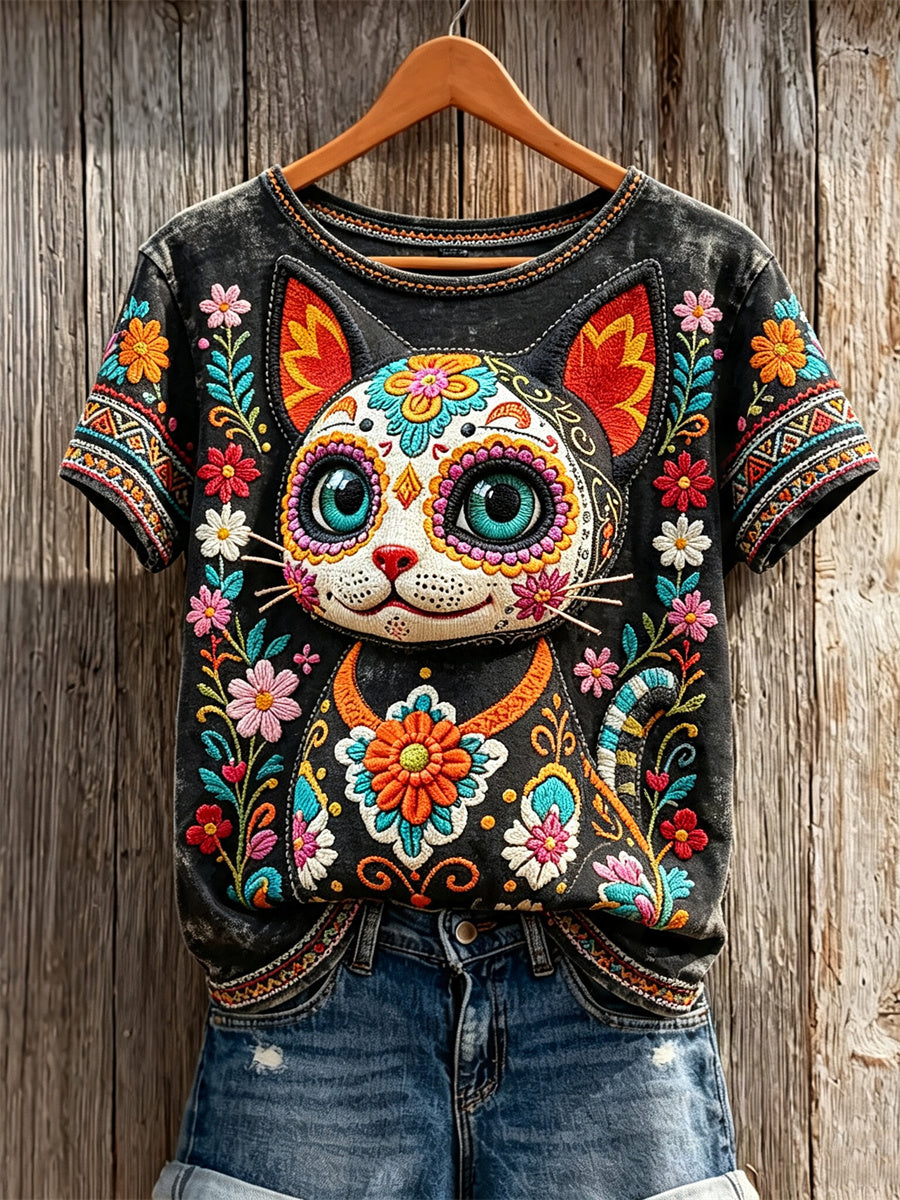 Camiseta de manga corta con estampado floral mexicano de calavera azucarada y gato del Día de Muertos para mujer