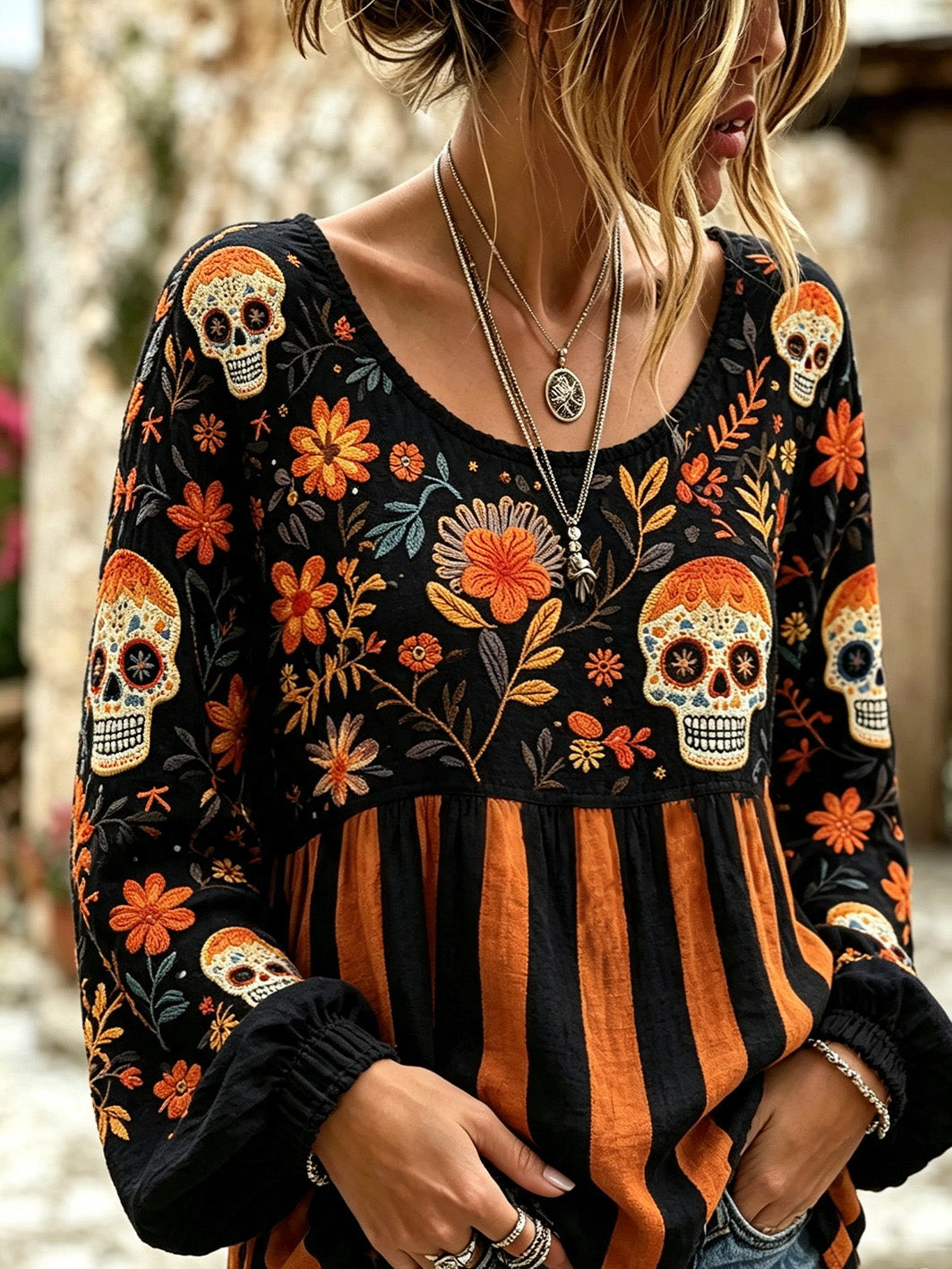 Camisa de algodón-lino estampada con motivos florales y elementos del Día de Muertos para mujer