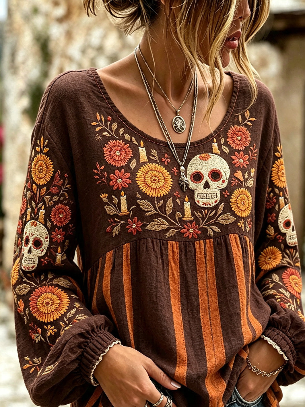 Camisa de algodón-lino estampada con motivos florales y elementos del Día de Muertos para mujer