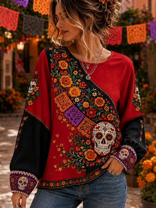 Camiseta con estampado artístico de elementos culturales mexicanos del Día de los Muertos para mujer