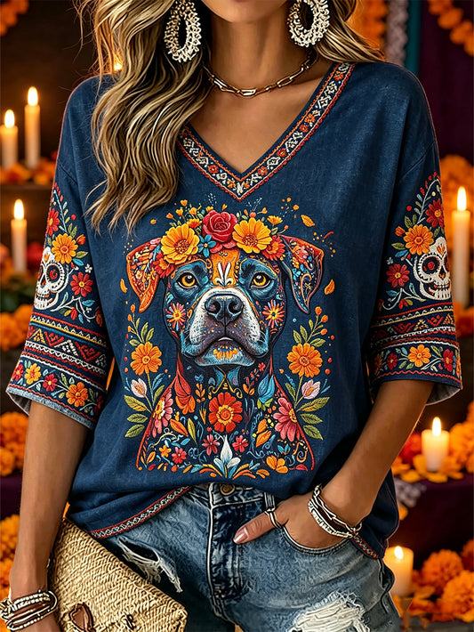 Camiseta casual de manga media y cuello en V para el Día de Muertos, estampada con motivos de plantas y flores para mujer